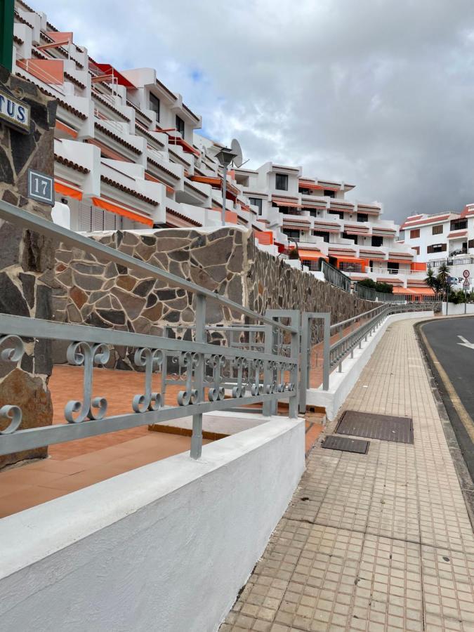 1 Bedroom Apartment With Stunning Sea View Arona  Eksteriør bilde
