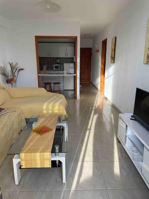 1 Bedroom Apartment With Stunning Sea View Arona  Eksteriør bilde